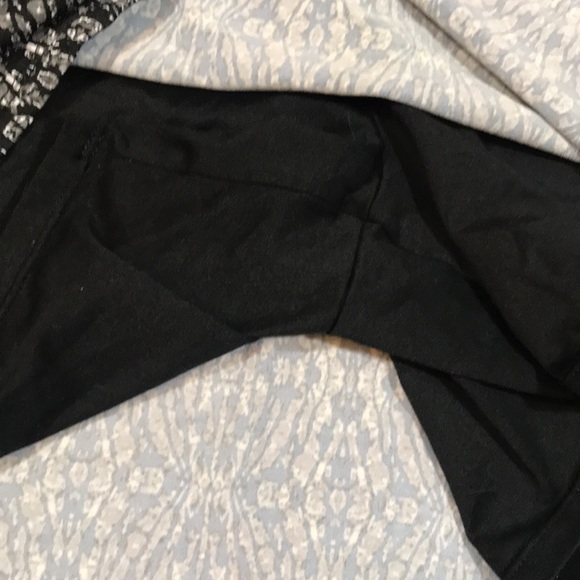 Tranquility Black & White Print Stretch Skort size XXL - Picture 8 of 9